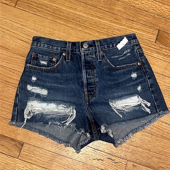 Levi’s 501 Denim dark Wash jean shorts. - Picture 1 of 13